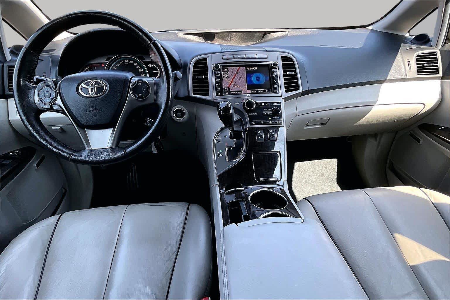 Used 2013 Toyota Venza Limited w/ Tow Prep Pkg FWD image 15