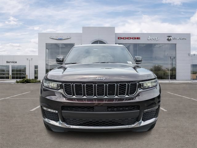 Certified 2022 Jeep Grand Cherokee L Limited RWD image 6