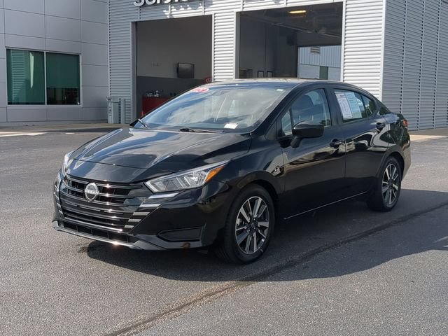 Used 2023 Nissan Versa SV FWD image 7