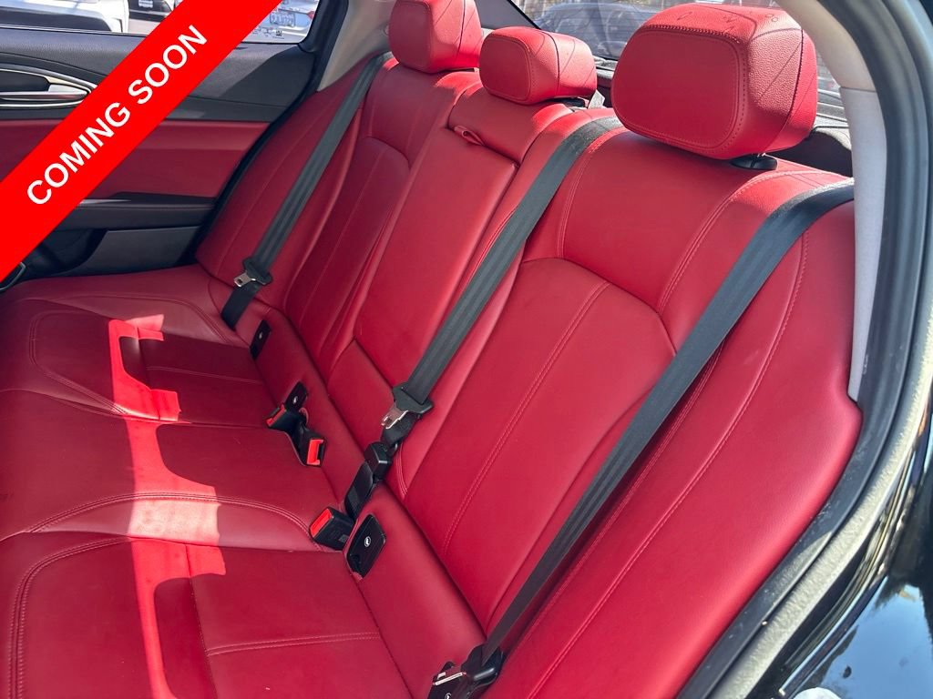 Used 2020 Alfa Romeo Giulia w/ Nero Edizione RWD image 5