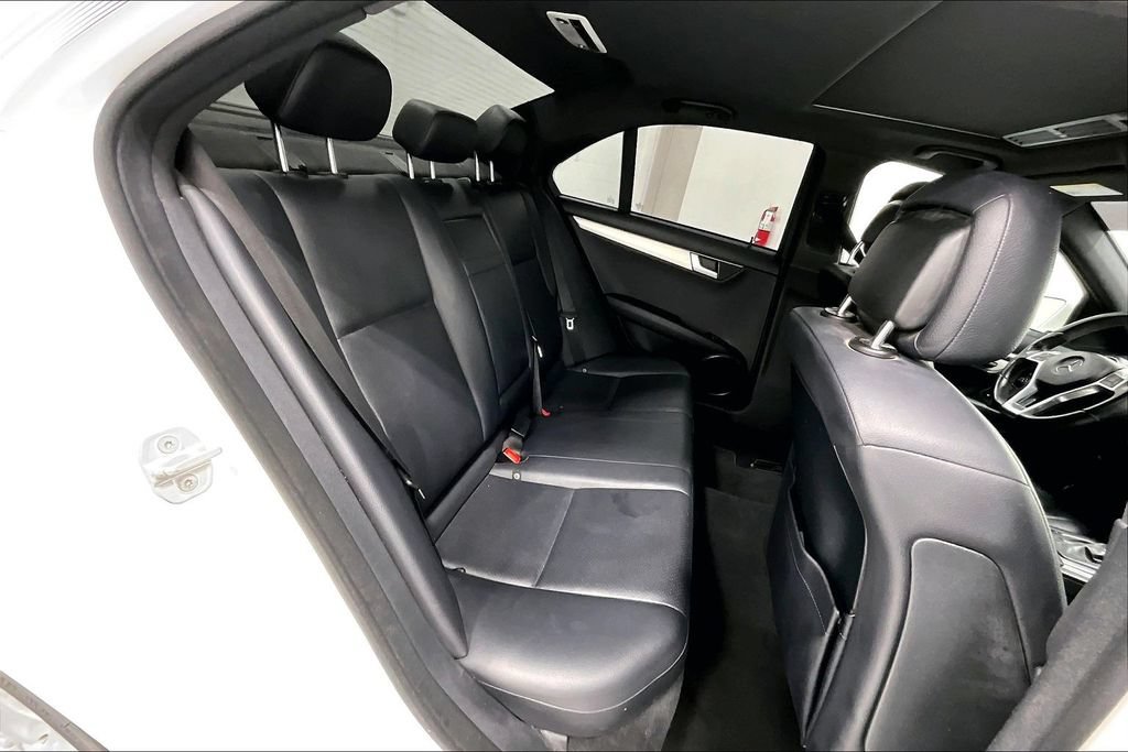 Used 2013 Mercedes-Benz C 300 4MATIC Sedan image 25