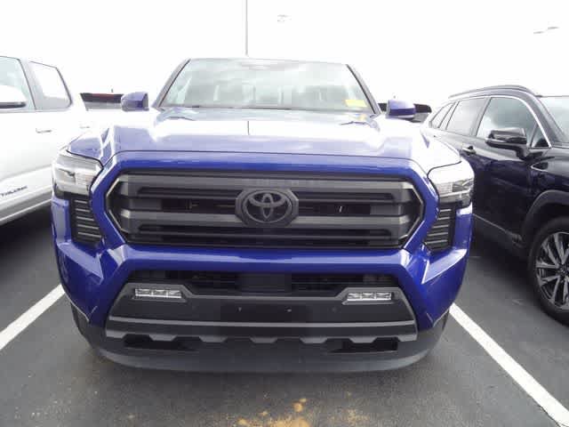 Used 2024 Toyota Tacoma SR5 AWD/4WD image 2