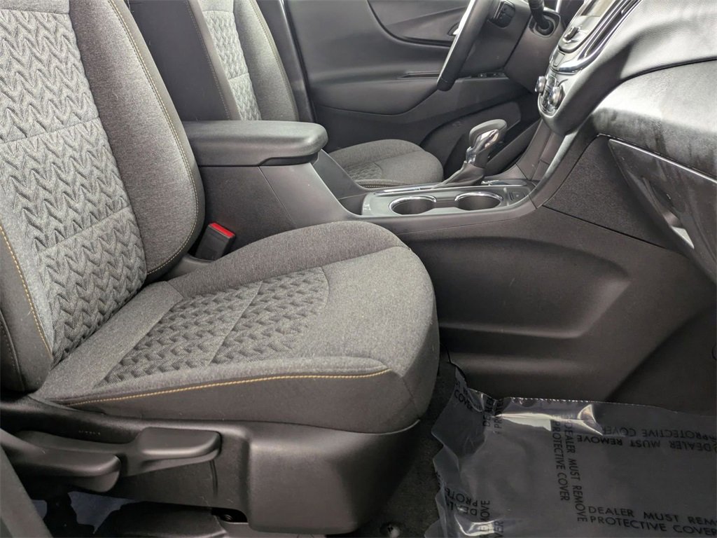 Used 2024 Chevrolet Equinox LT image 31
