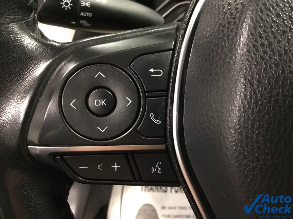 Used 2020 Toyota Camry XLE image 42