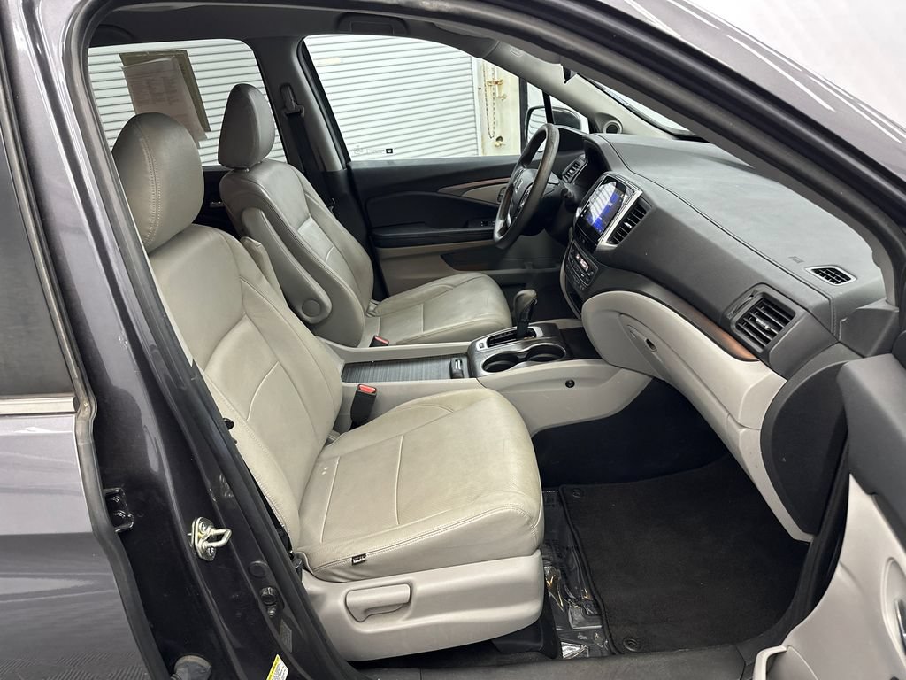 Used 2016 Honda Pilot EX image 10