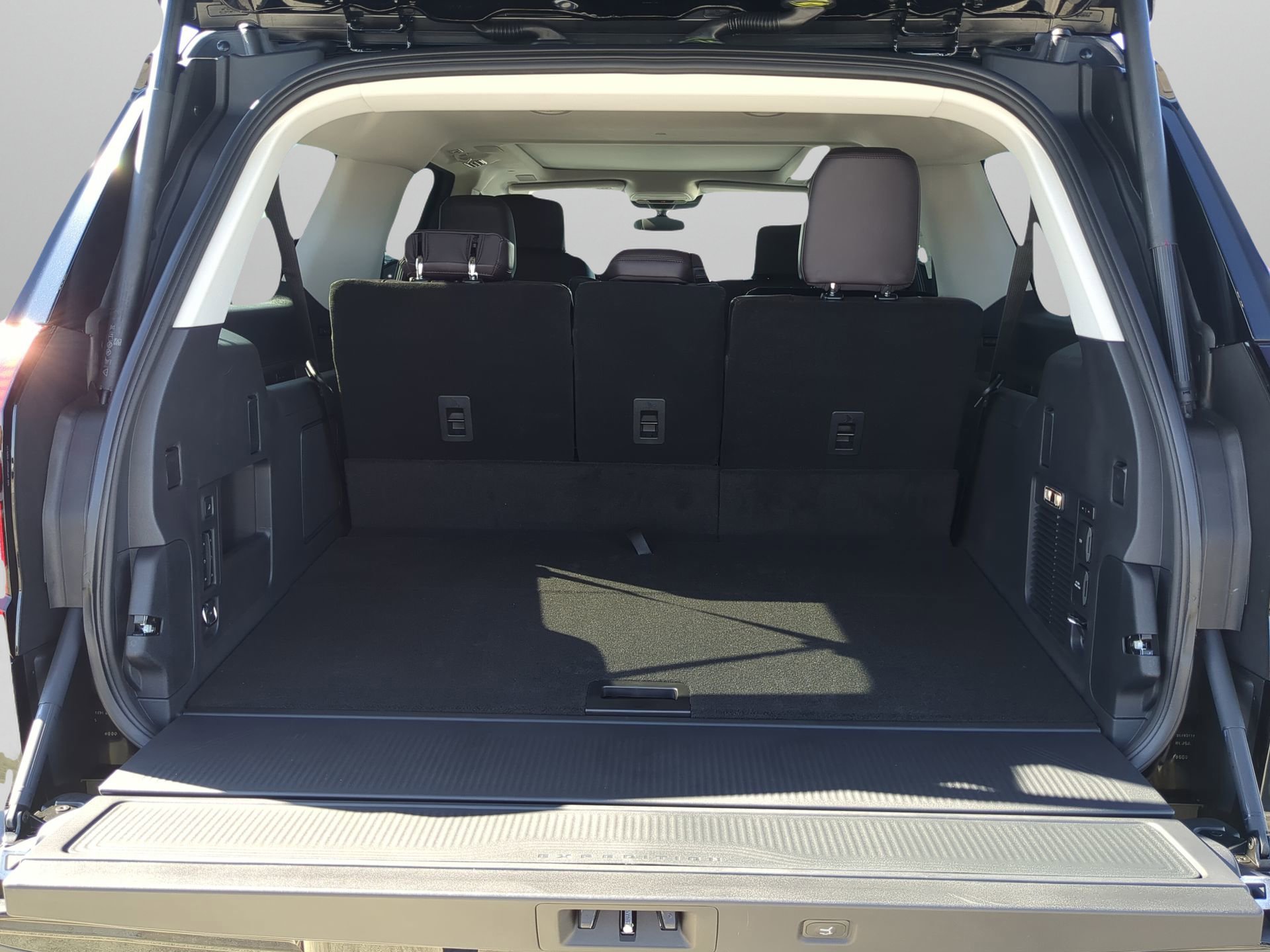 New 2025 Ford Expedition Max Platinum w/ Platinum Ultimate Package image 41