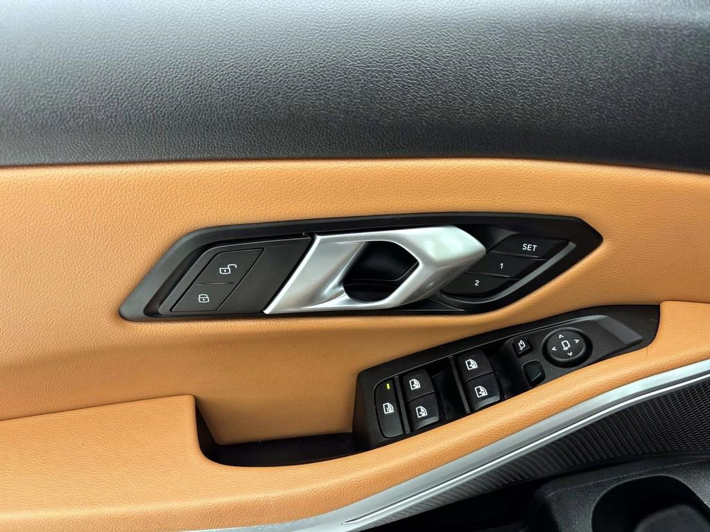 Certified 2025 BMW 330i xDrive Sedan w/ Premium Package image 12