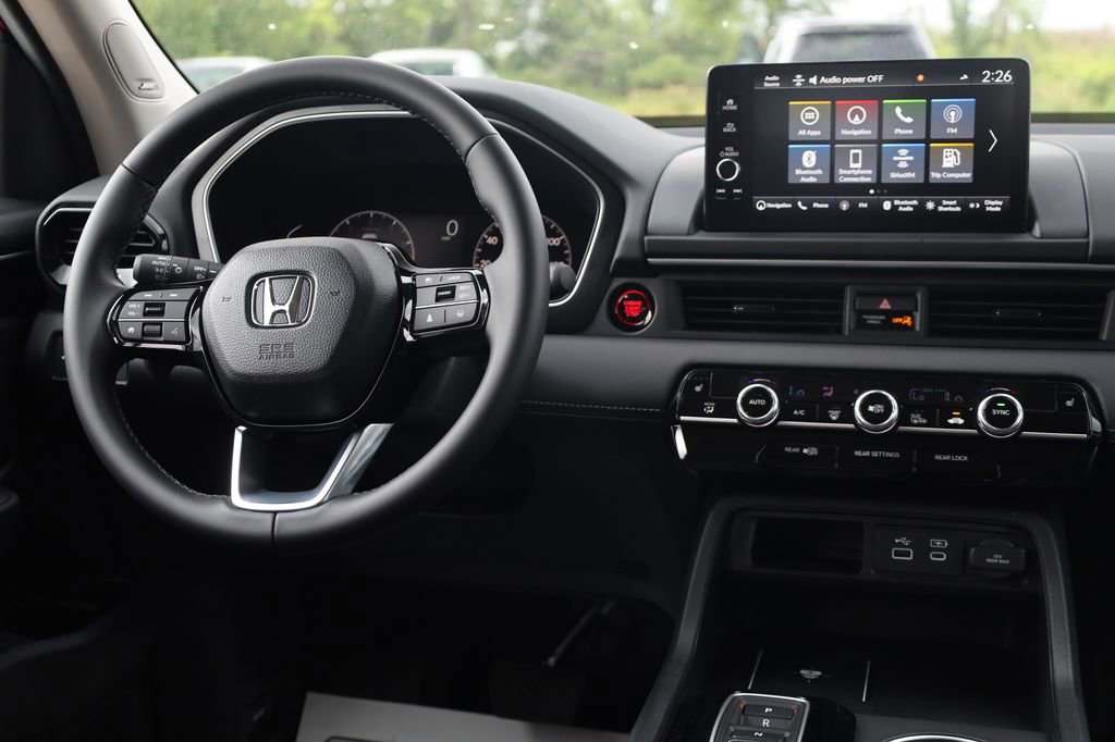 New 2025 Honda Pilot Touring image 29