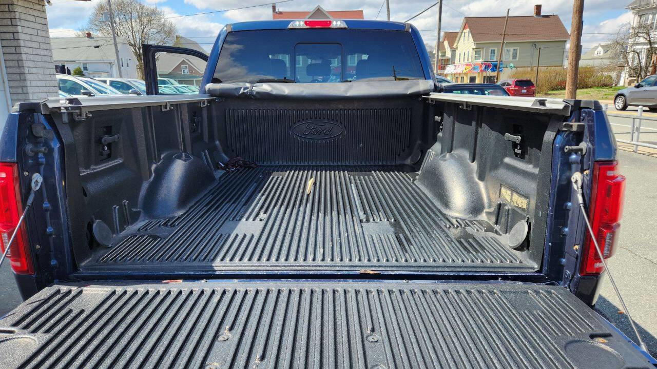 Used 2015 Ford F150 Platinum w/ Trailer Tow Package image 18