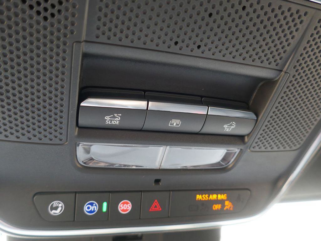 New 2026 Chevrolet Traverse RS image 28