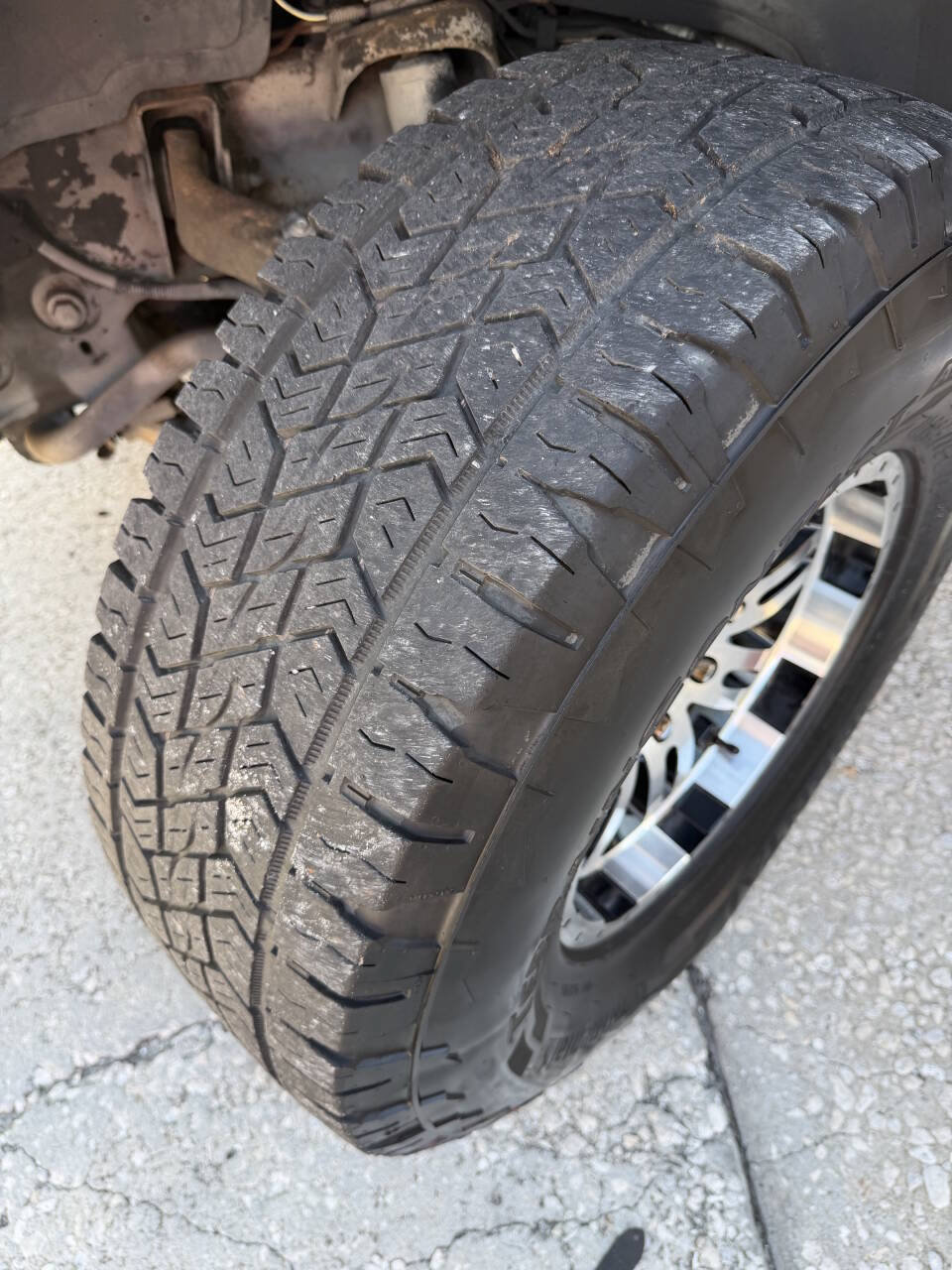 Used 2006 GMC Sierra 2500 W/T w/ Skid Plate Package AWD/4WD image 17
