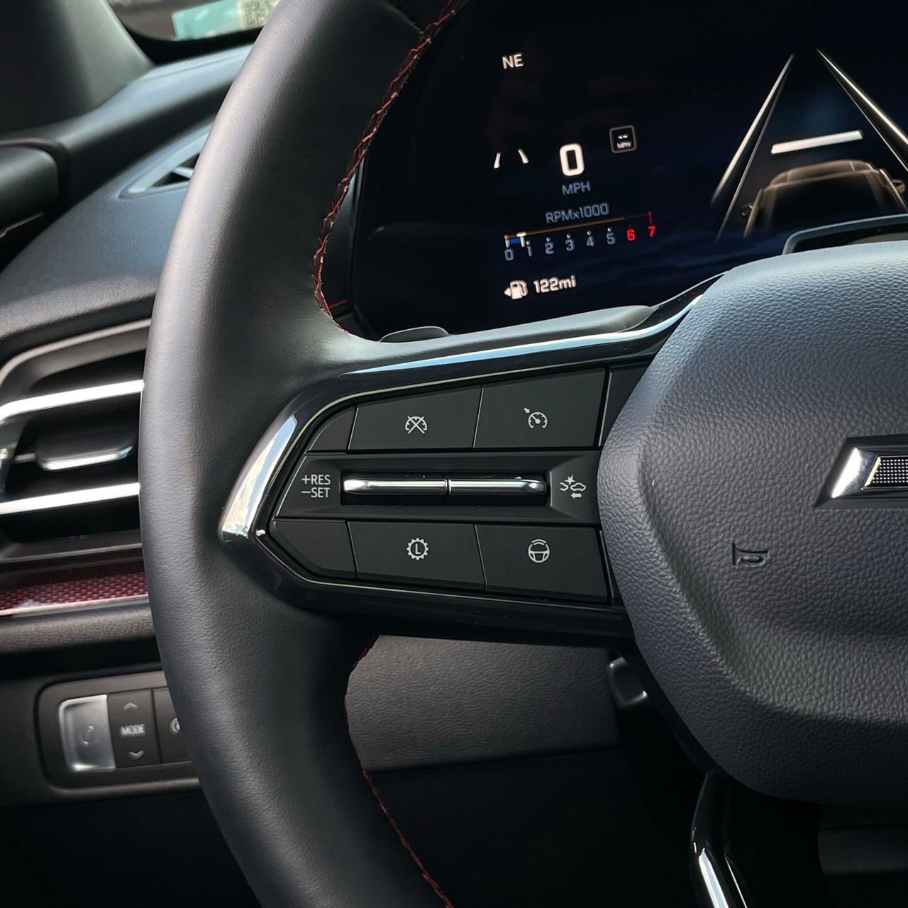 Used 2026 Chevrolet Traverse RS image 14