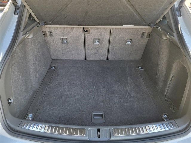 Used 2021 Porsche Macan image 10