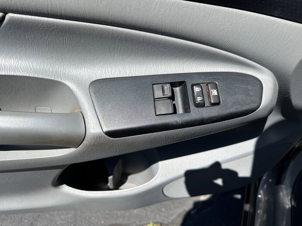 Used 2012 Toyota Tacoma PreRunner w/ SR5 Pkg RWD image 13