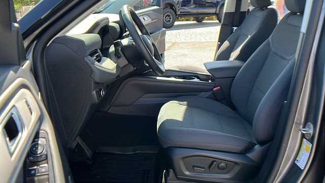 Used 2025 Ford Explorer Active RWD image 17