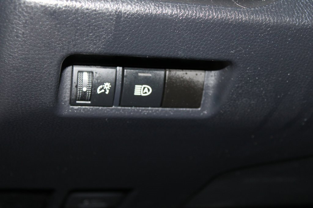 Used 2023 Toyota RAV4 LE image 10