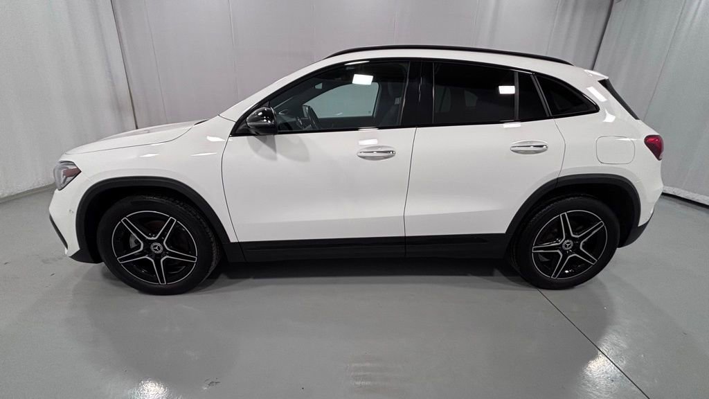 Certified 2022 Mercedes-Benz GLA 250 4MATIC image 9