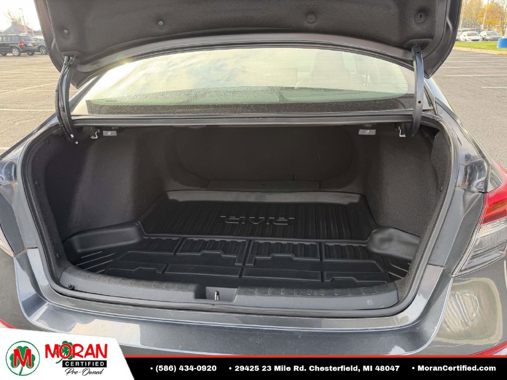 Used 2022 Honda Civic Touring image 11