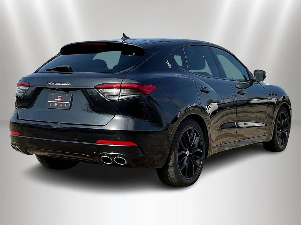 Used 2022 Maserati Levante GT AWD/4WD image 6