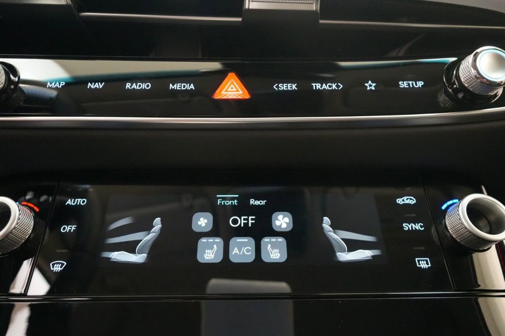 New 2026 Genesis GV70 2.5T image 46