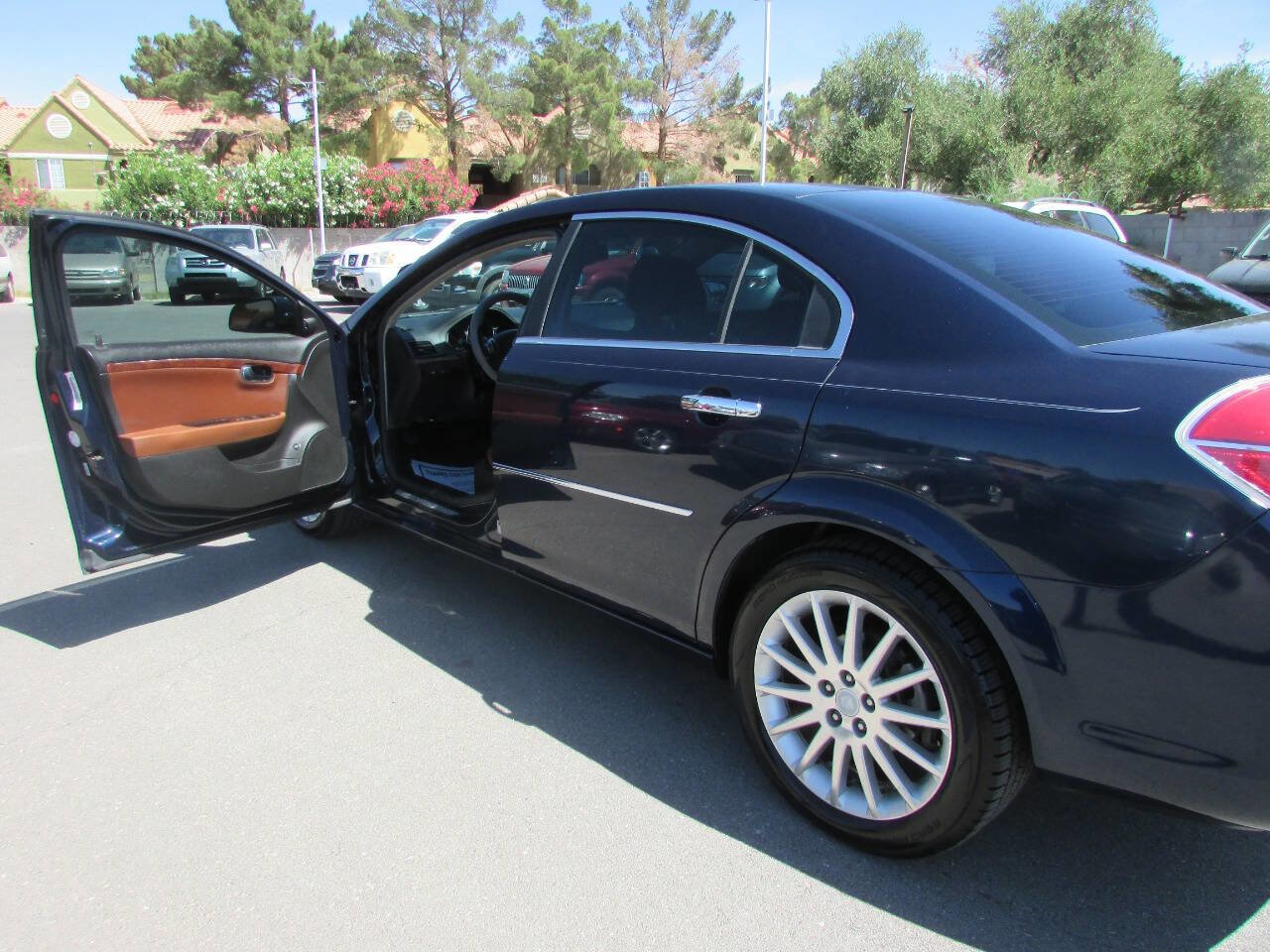 Used 2008 Saturn Aura XR w/ Premium Trim Package image 7