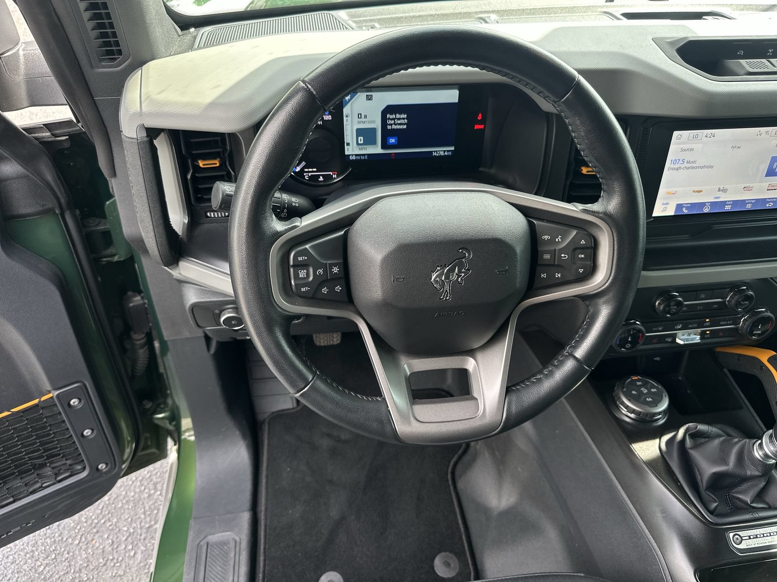 Used 2022 Ford Bronco Badlands w/ Sasquatch Package AWD/4WD image 17