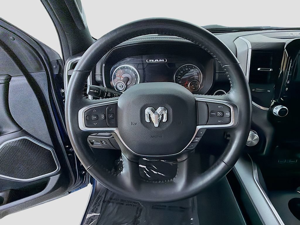Used 2023 RAM 1500 Laramie AWD/4WD image 32