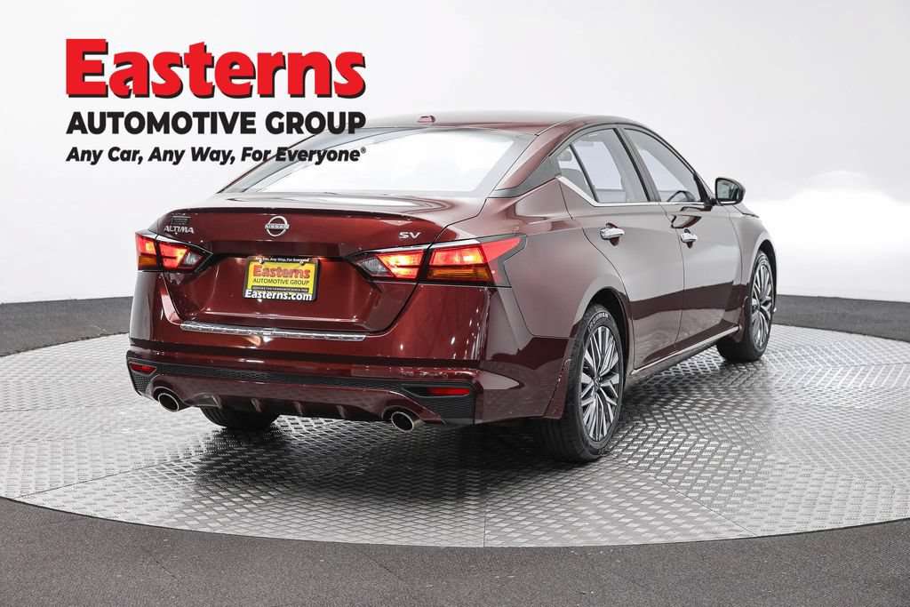 Used 2023 Nissan Altima 2.5 SV w/ SV Premium Package FWD image 6