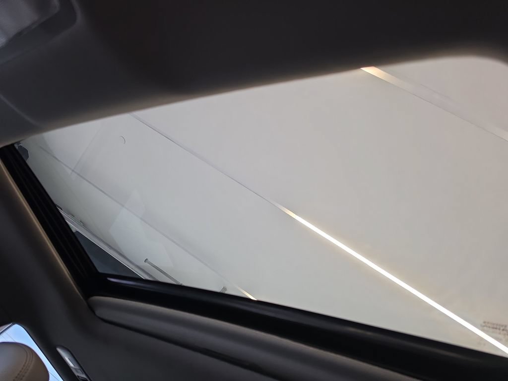 Used 2018 Toyota Highlander XLE FWD image 27