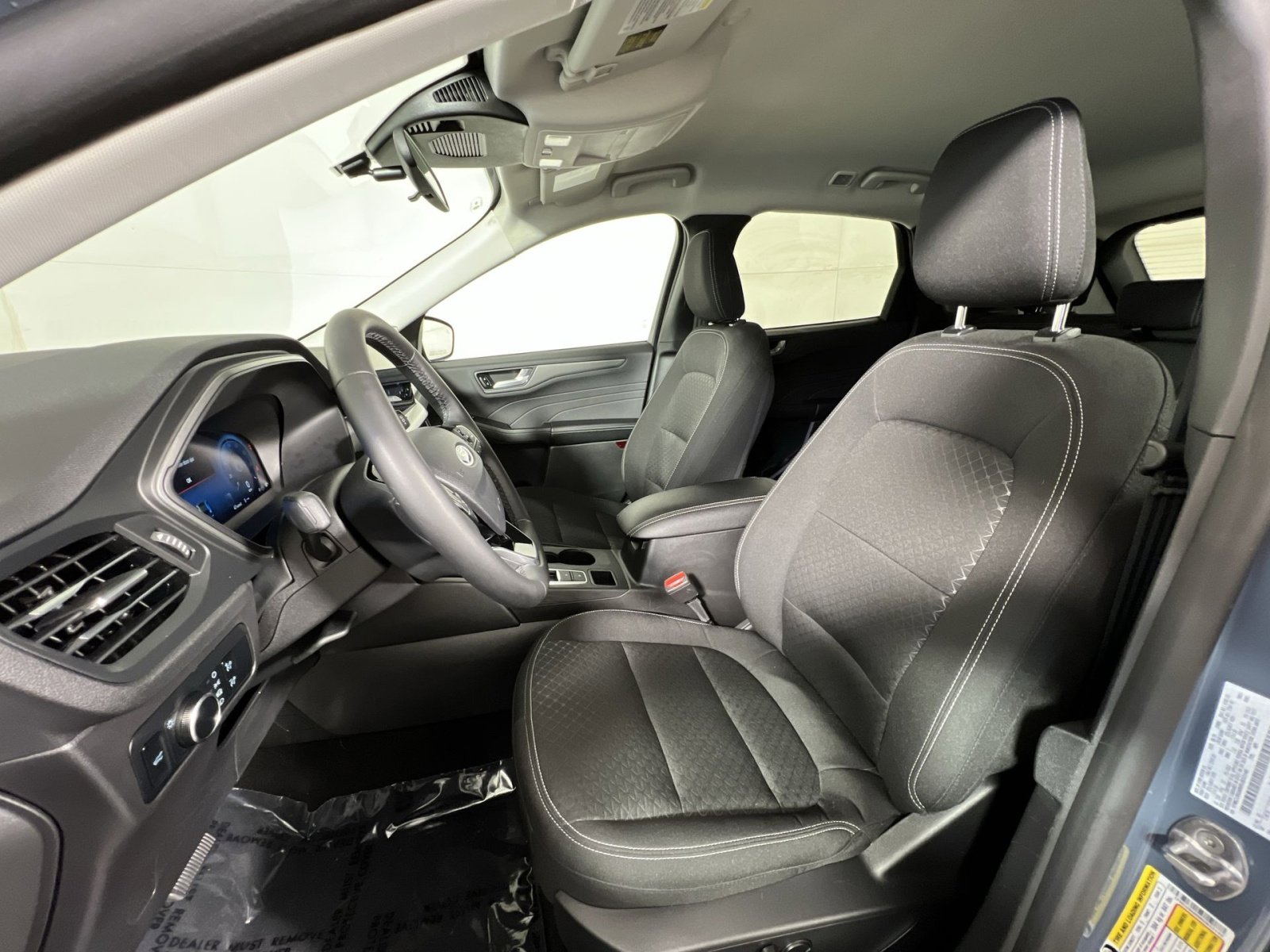 Used 2024 Ford Escape Active w/ Tech Pack #2 AWD/4WD image 13