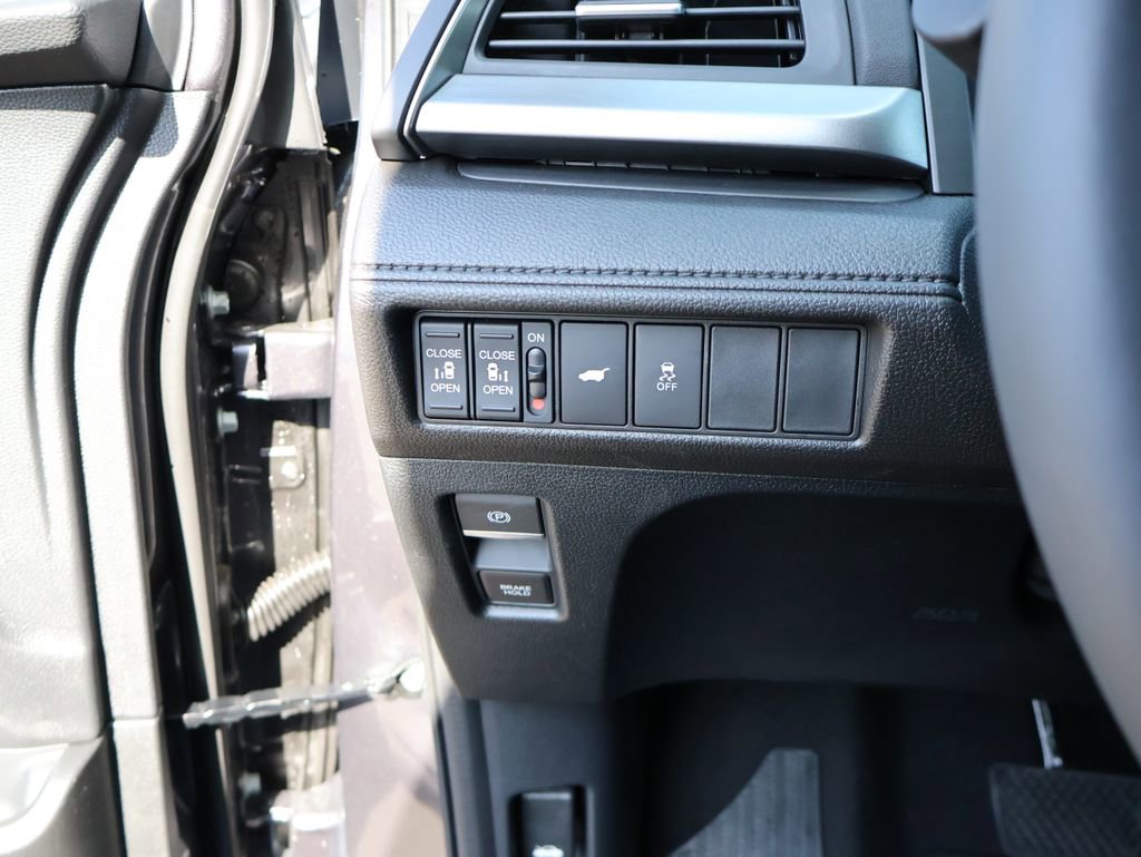 Certified 2026 Honda Odyssey EX-L image 31