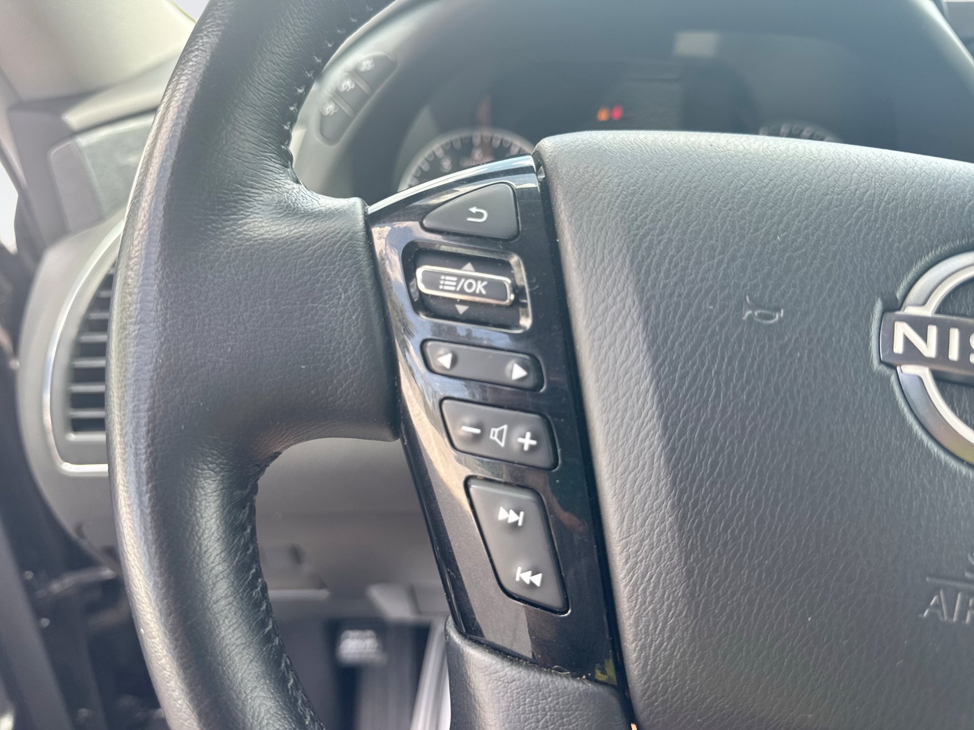 Certified 2024 Nissan Armada SV AWD/4WD image 25