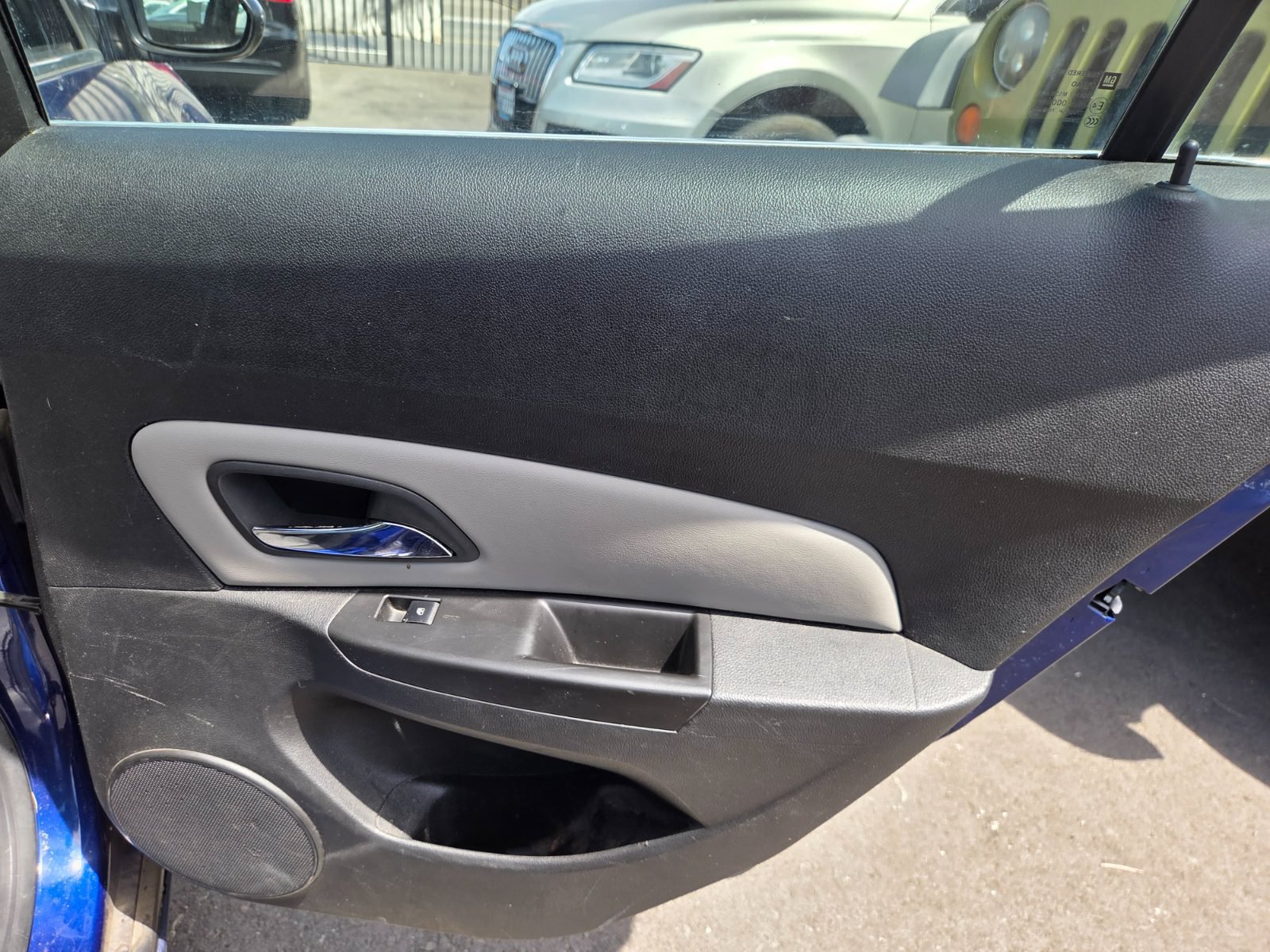 Used 2013 Chevrolet Cruze Eco FWD image 9