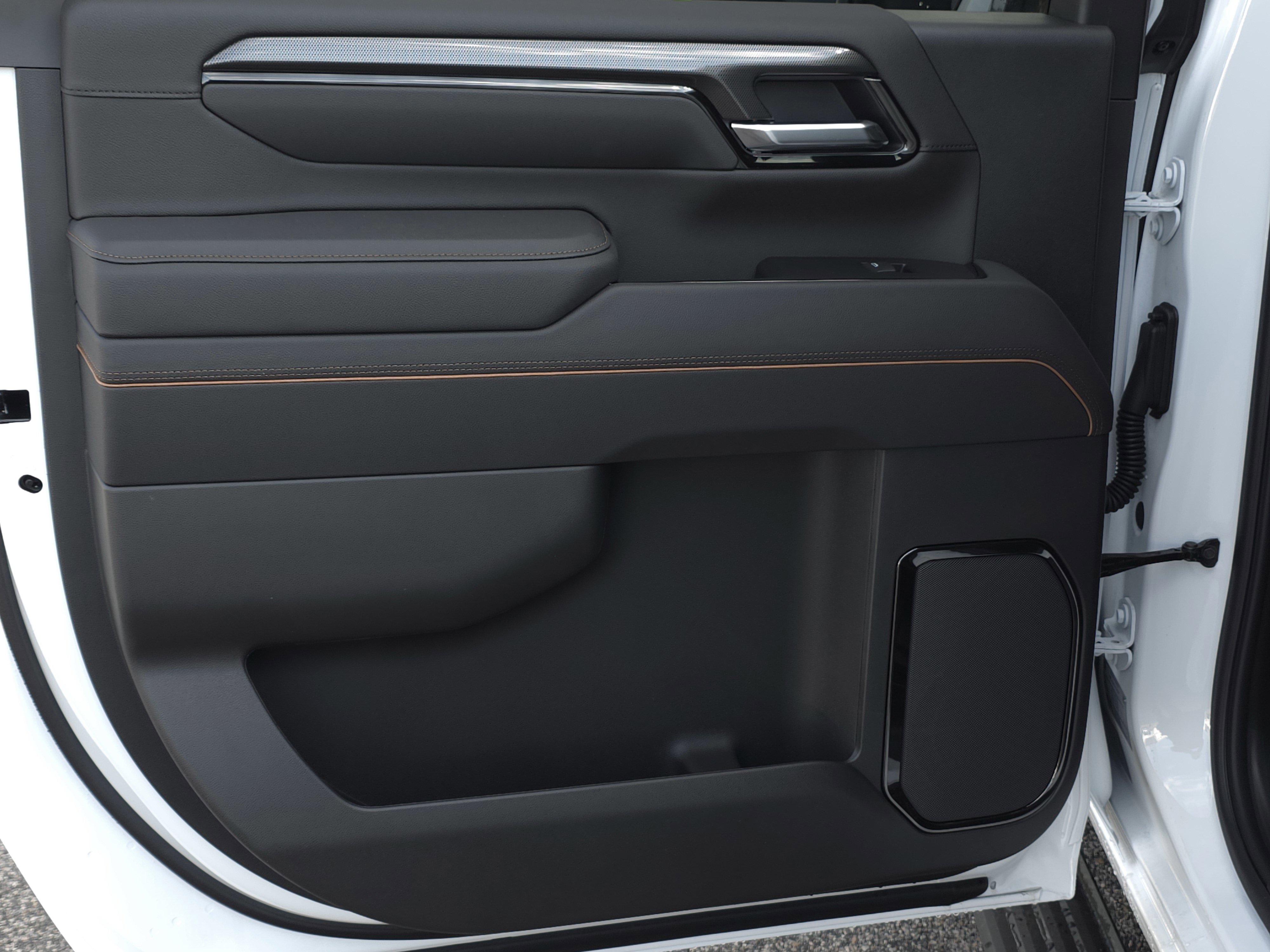 New 2026 GMC Sierra 2500 AT4 w/ AT4 Premium Plus Package image 33