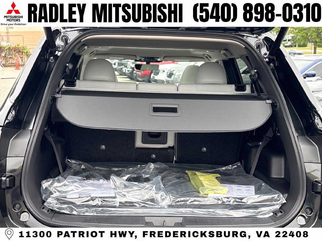 New 2026 Mitsubishi Outlander SE AWD/4WD image 12