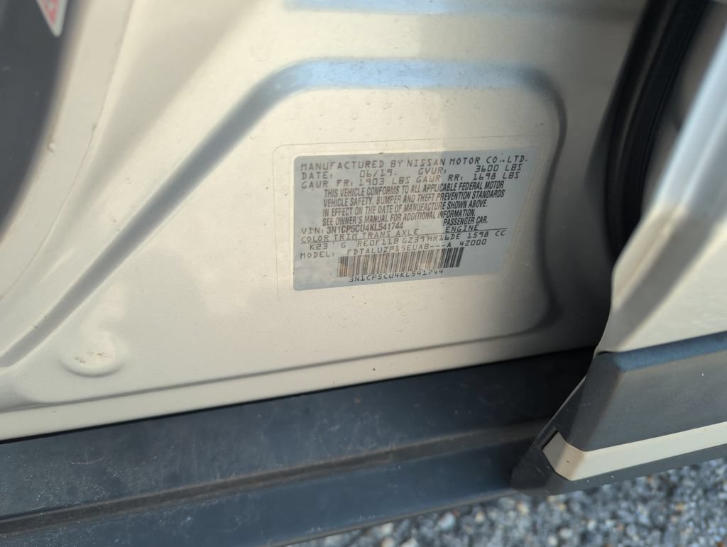 Used 2019 Nissan Kicks SR w/ SR Premium Package FWD image 38