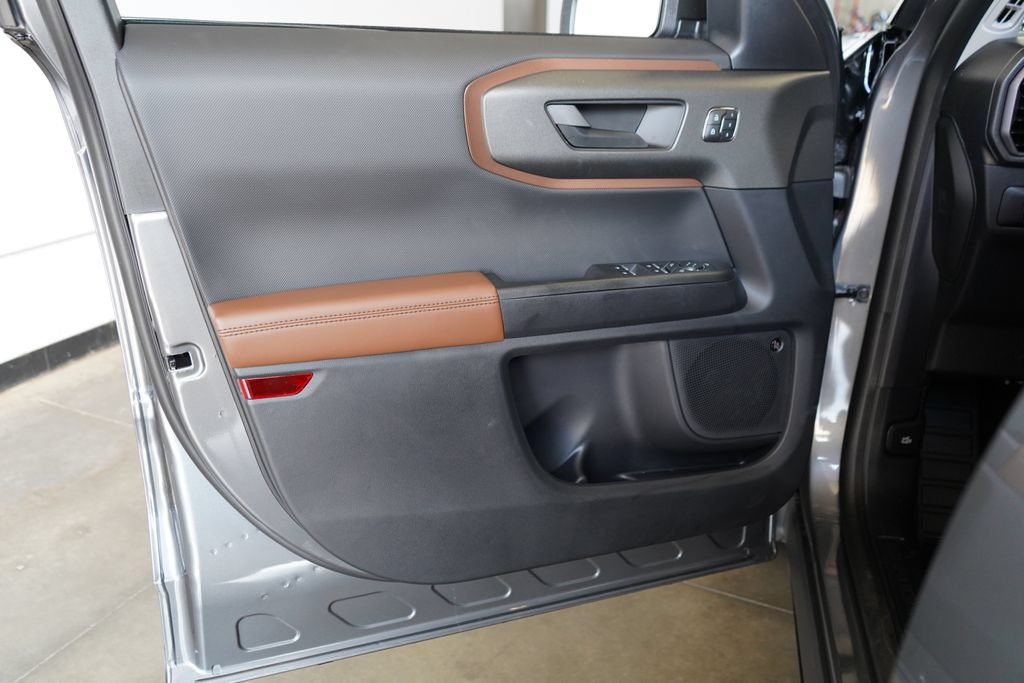 New 2026 Ford Bronco Sport Outer Banks w/ Outer Banks Tech Package+ AWD/4WD image 16