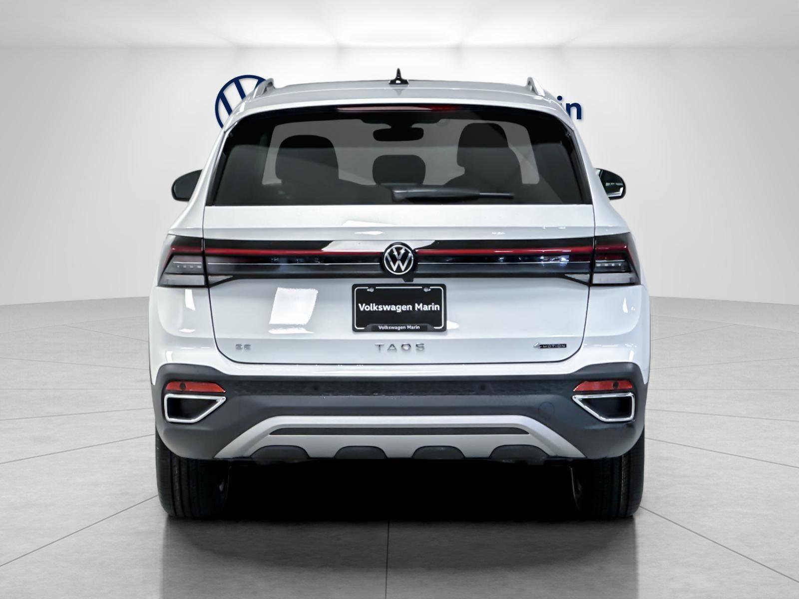 New 2026 Volkswagen Taos SE AWD/4WD image 4