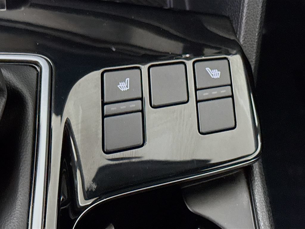 Certified 2025 Kia Sportage X-Line w/ Premium Package AWD/4WD image 13