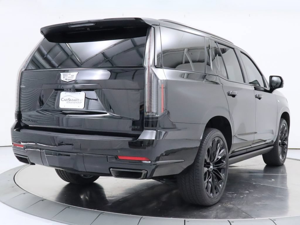 Used 2026 Cadillac Escalade Platinum Sport w/ LPO, ONYX Package AWD/4WD image 5