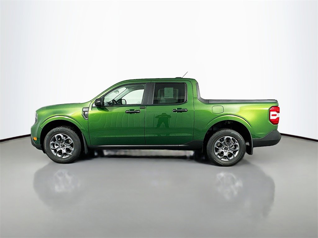 New 2025 Ford Maverick XLT w/ XLT Luxury Package image 4