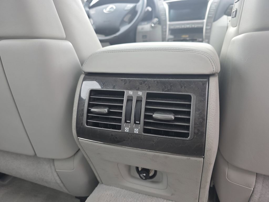 Used 2009 Lexus LS 460 L image 36