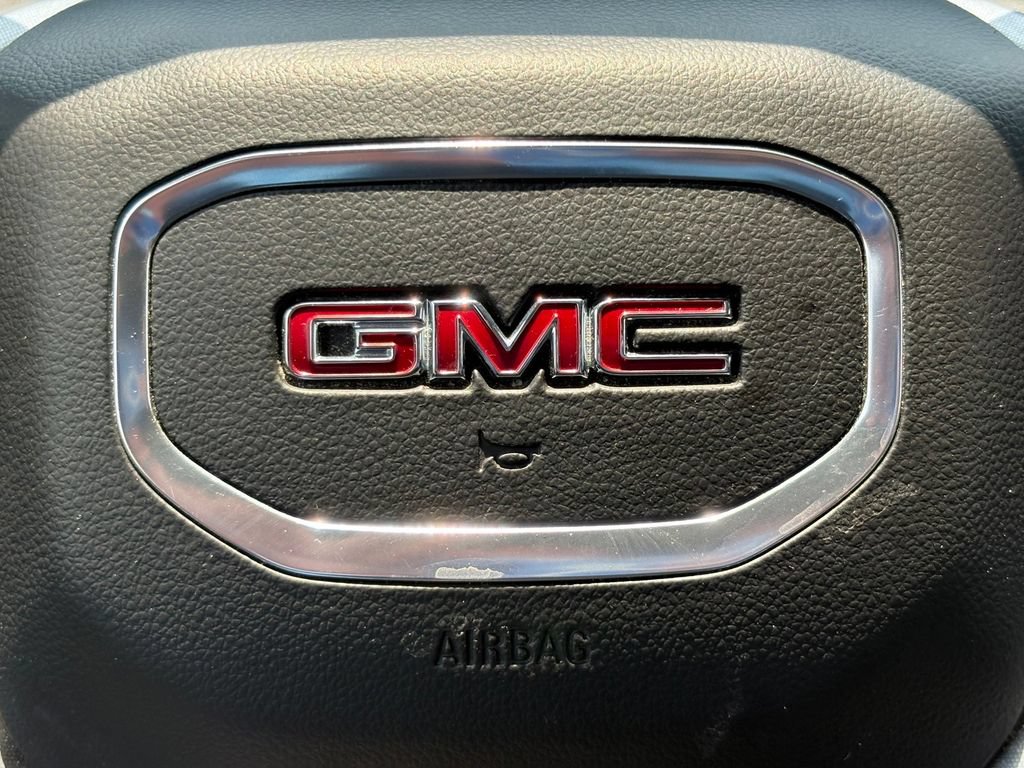 Used 2022 GMC Yukon SLT w/ SLT Premium Package AWD/4WD image 38