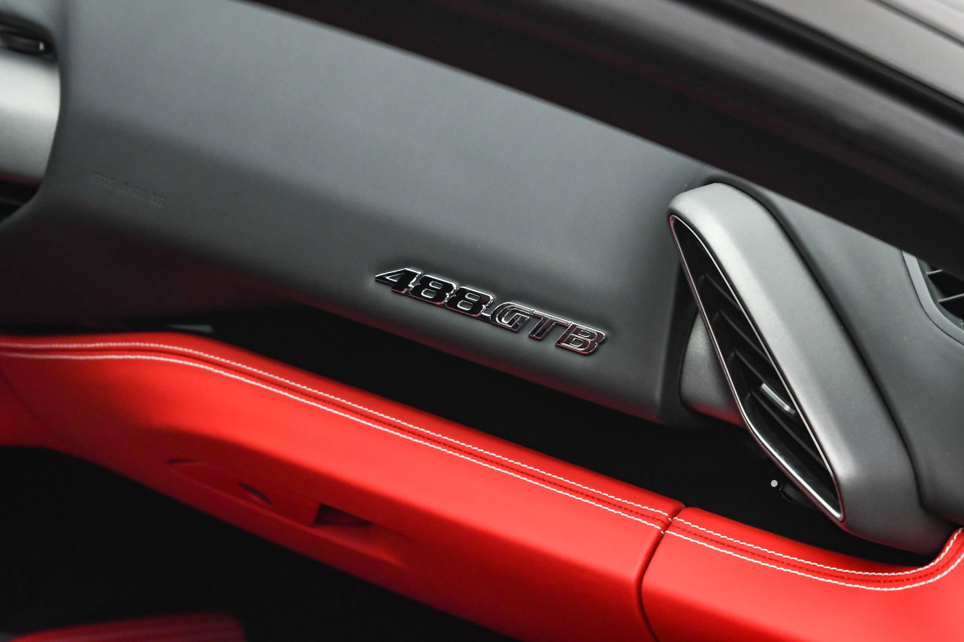 Used 2016 Ferrari 488 GTB image 48