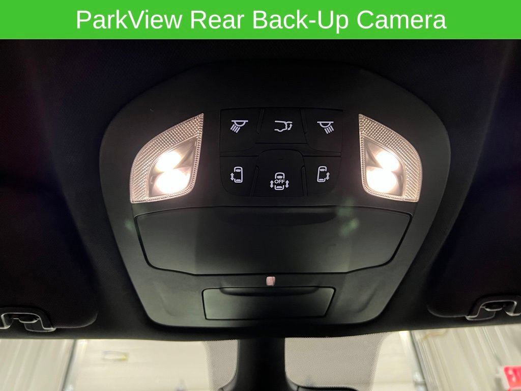 Used 2025 Chrysler Pacifica Select FWD image 22