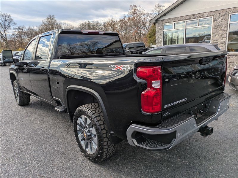 Used 2023 Chevrolet Silverado 2500 LT w/ All Star Edition AWD/4WD image 6