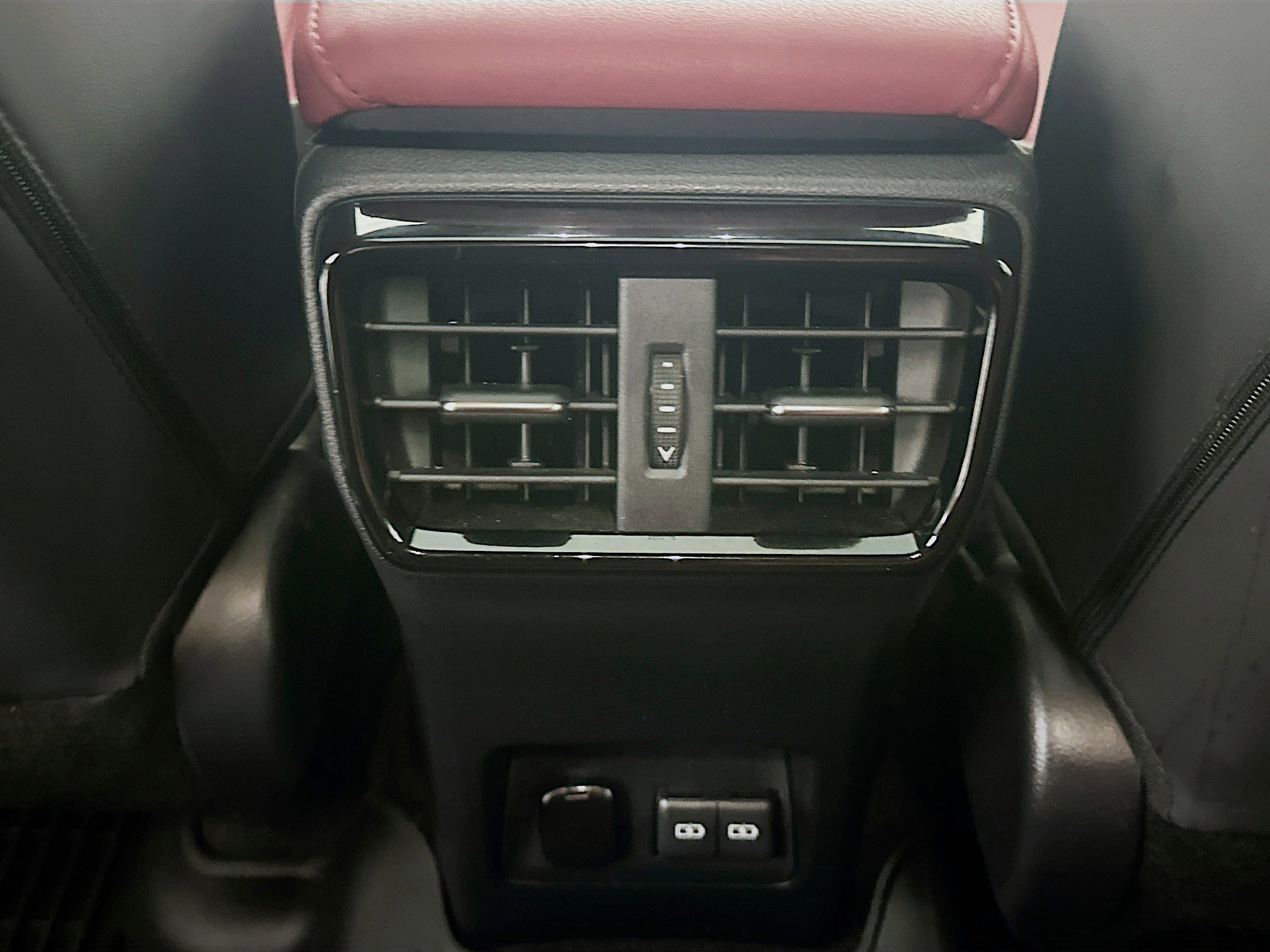 Used 2025 Lexus NX 250 FWD w/ Premium Package image 29