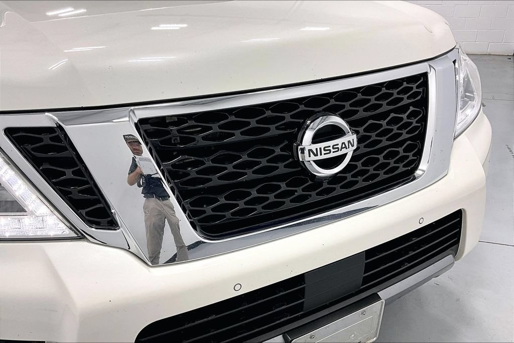 Used 2019 Nissan Armada Platinum w/ Captain's Chairs Package RWD image 35