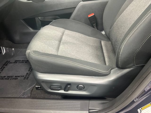 Used 2026 Nissan Rogue SV AWD/4WD image 14