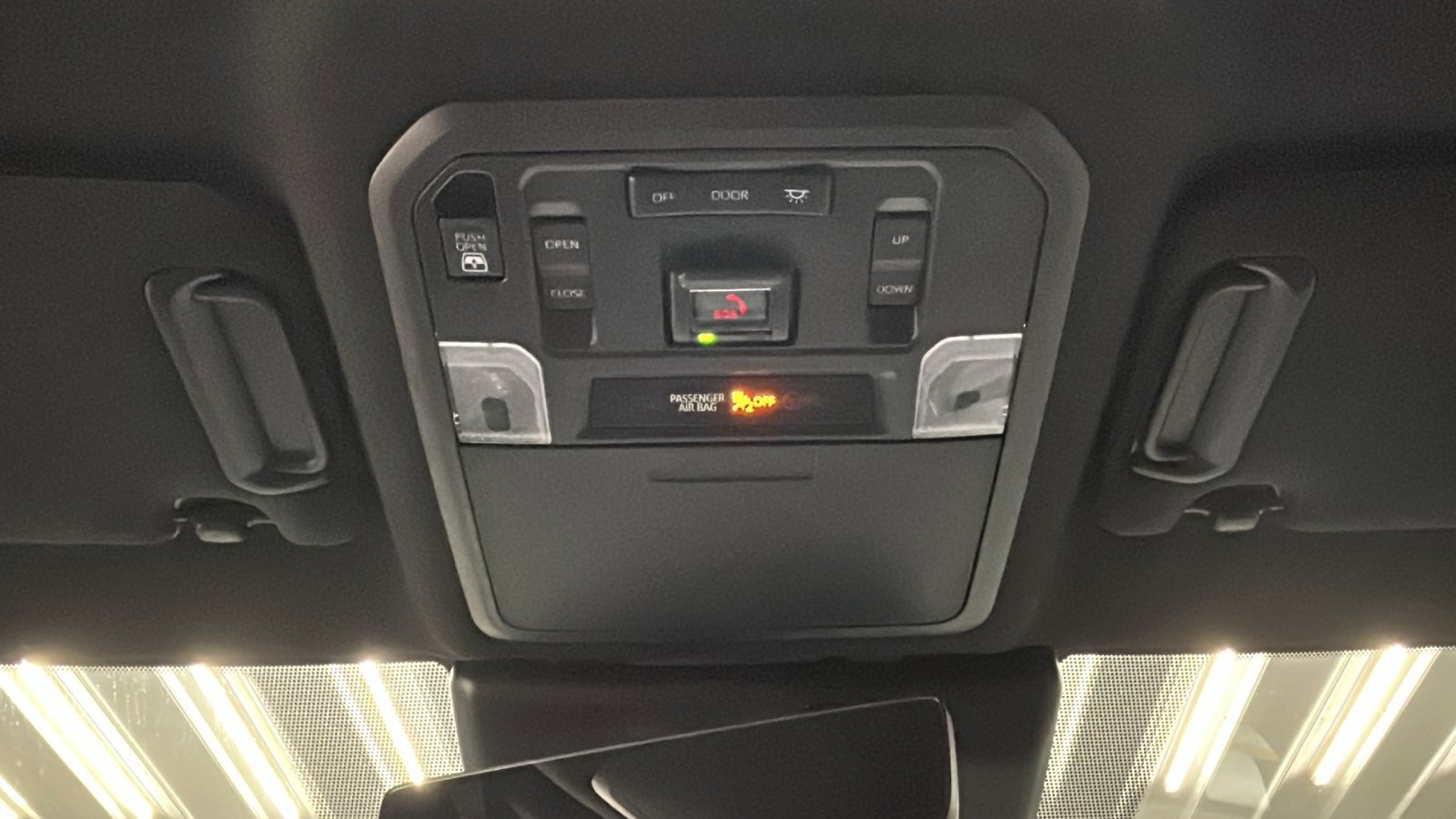 Used 2025 Toyota 4Runner TRD Off-Road Premium w/ Tow Technology Package image 36